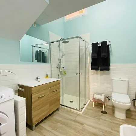 Bazan Apartamento En El Centro De *